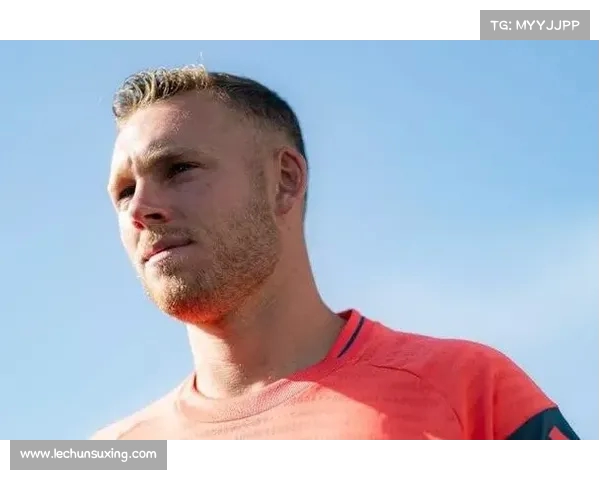 曼联放弃优先购买权 科瓦日顺利通过埃因霍温体检 曼联放弃优先购买权 科瓦日顺利通过埃因霍温体检